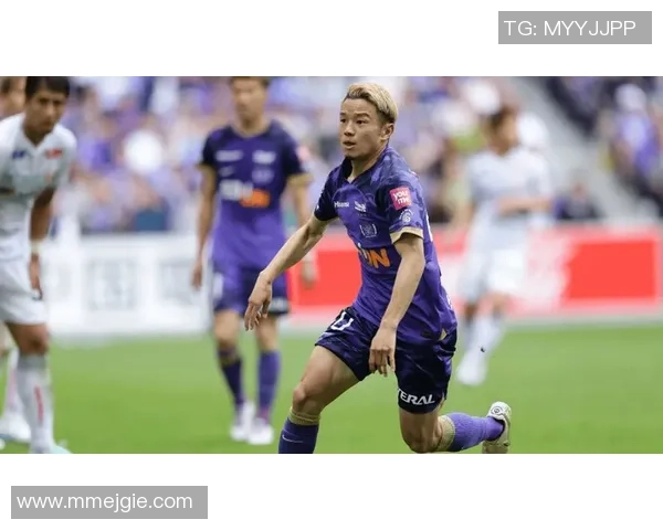 横滨水手与鸟栖足球赛精彩直播全程回顾与分析